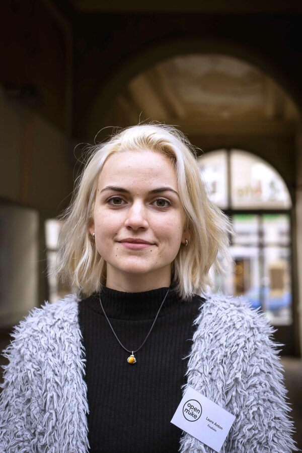 Laura Anton